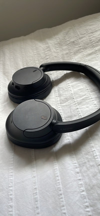 Sony Noise Cancellation Headphones 