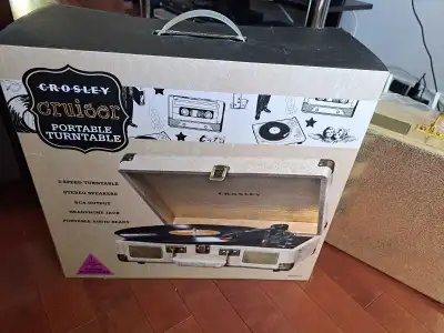 Crosley Cruiser Portable Turntable, View more