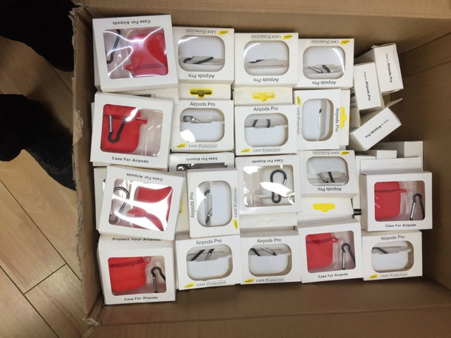 EARPODS CASES in Cell Phone Accessories in Mississauga / Peel Region