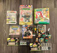 Teenage Mutant Ninja Turtles Items Lot (Keychains, toys)