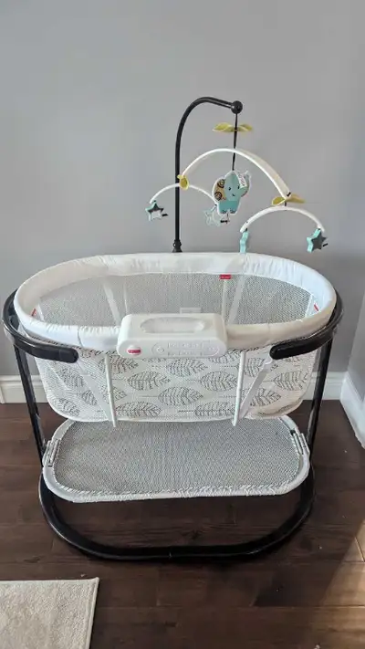 Baby bassinet Basically brand new. Hardly used. Pet free, smoke free home. Clean me ready to use. Al...