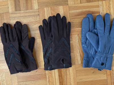 Gants très petit (neufs)/ Gloves, very small (new), View more