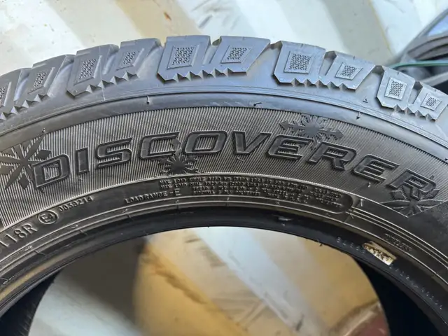 4- 265/60R20 studded winter tires c/w Black Alloy Wheels in Tires & Rims in Dartmouth - Image 7