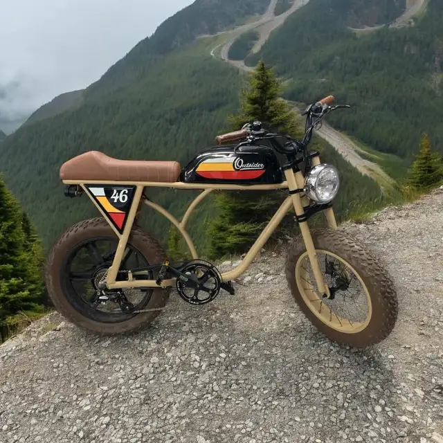 Michael Blast Outsider 4.1 Peddle Assist Bike in Road in London - Image 2