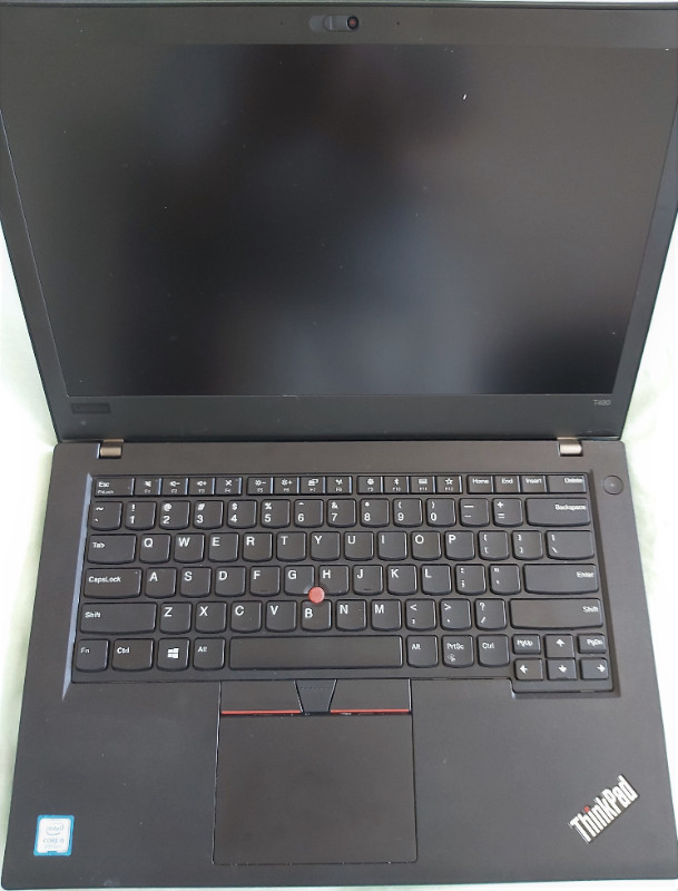 Like new, Lenovo ThinkPad T480 i5-8350U 16GB RAM Ultrabook +Dock dans Portables  à Ville de Montréal