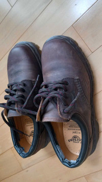 Size 5 Dr. Martens brown shoes