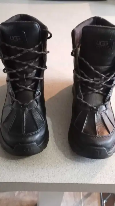 BRAND NEW UGG WOMEN'S SIZE 9  WINTERS BOOTS, View more