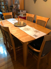 Dining table and 6 chairs