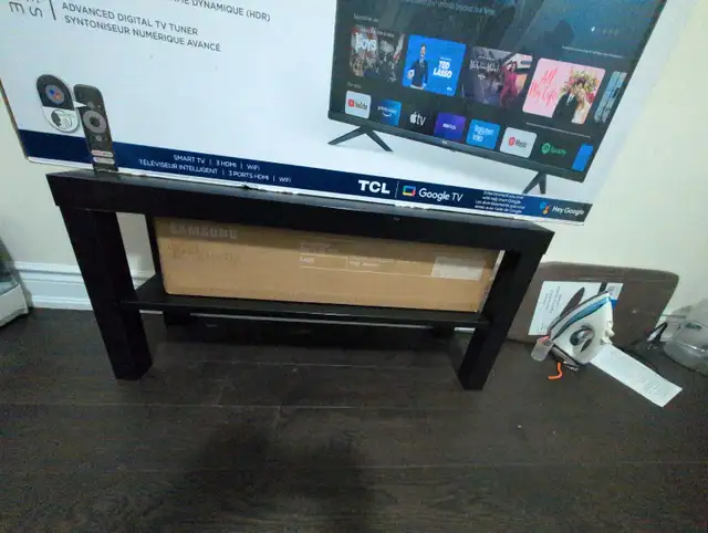 TCL 43" Google TV +TV antenna+ TV table in TVs in Mississauga / Peel Region - Image 3