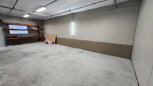 Commercial Space For Rent / Lease in Commercial & Office Space for Rent in Oakville / Halton Region - Image 3