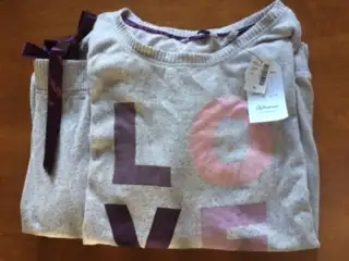 Reitman's Loungewear/Sleepwear Set (loose fitting, size XL) are a knit fabric and grey in color with...