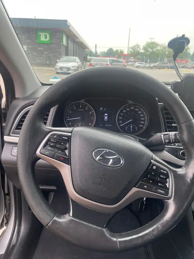 Sell used Car in Cars & Trucks in City of Toronto - Image 11