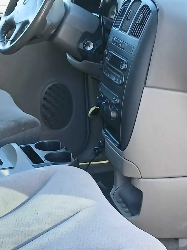 2003 dodge caravan 556564778415575049