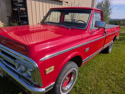69 body and Longhorn box installed on 78 GMC frame. Competed 10 years ago. Rust repaired and repaint...