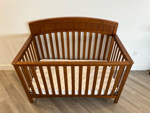 Graco Crib and Mattress Set in Cribs in City of Halifax - Image 3