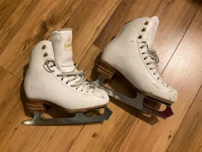 Girl Jackson Freestyle Figure Skates ( Size: 2.5 B), View more