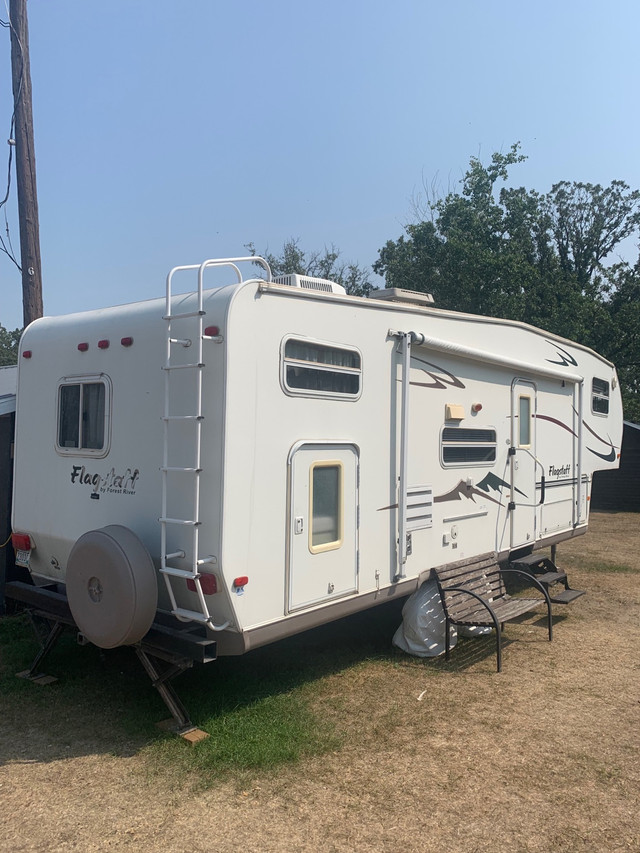 Fifth wheel camper Travel Trailers & Campers Portage la Prairie