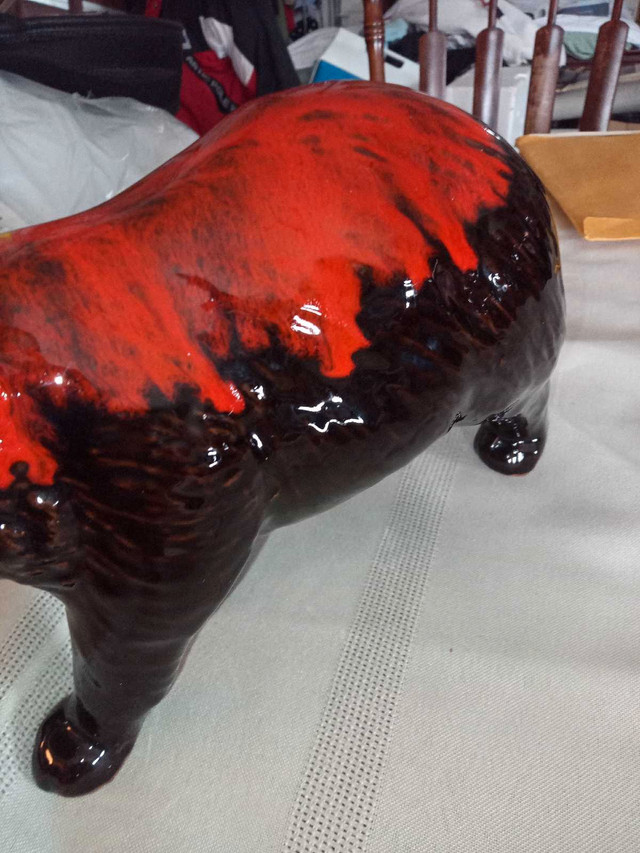 Canuck pottery bear,10 in. Long by 5 1/ in Arts & Collectibles in Yarmouth - Image 4