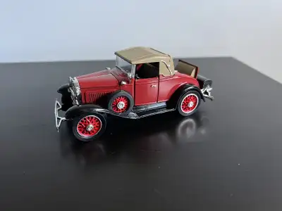 1931 Chevrolet Sports Cabriolet 1:32 scale diecast car