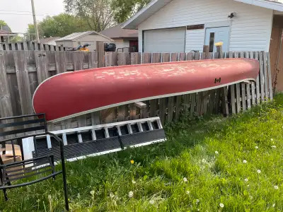 Selling my Scott 16ft canoe. Canoe and seats are in good shape. Needs a paint job, current paint is...