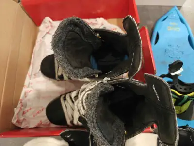 hockey skates size 3 & 6, View more
