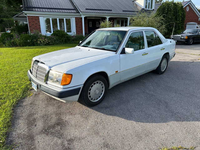 1991 Mercedes 300 D in Classic Cars in Belleville - Image 2