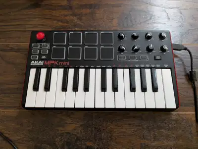 Akai MPK mini mk2, View more