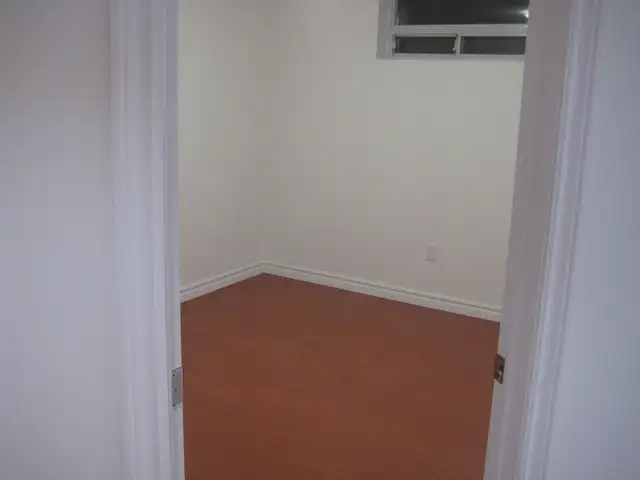 Two bad room basement apt for rent in Long Term Rentals in City of Toronto - Image 6