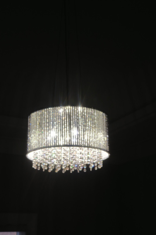  PRICE DROP Gorgeous Round Crystal Chandelier for Sale!  in Indoor Lighting & Fans in City of Toronto - Image 4