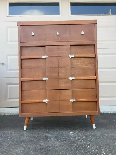 MCM 1970s Walnut 4-drawer dresser, View more