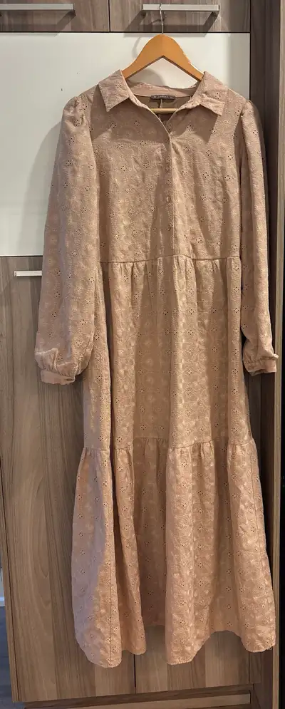 Robe longue en broderie anglaise Armine - Beige - Taille 44, View more