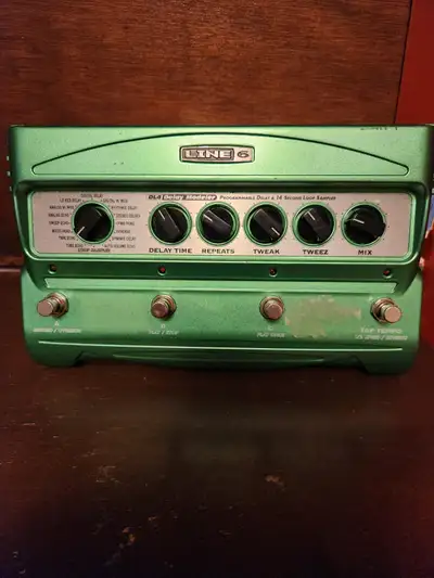Line 6 DL4 (with power supply), View more
