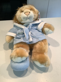 Signature Collection Stuffed Lion with Robe and Foot Guard
