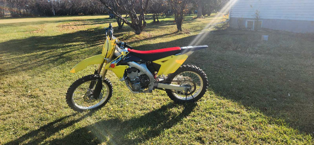 2014 RMZ 450 in Dirt Bikes & Motocross in Edmonton - Image 2