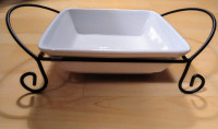 Square baking dish / serving bowl w/ wrought iron holder
