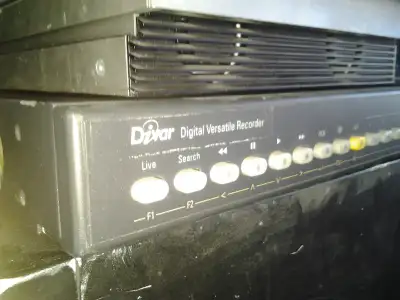 Bosch DVR16E2302 Divar 16-Channel dvr nvr $80 ptz cameras $15 LES PRIX EN CHANGEMENT CONSTANT, génér...