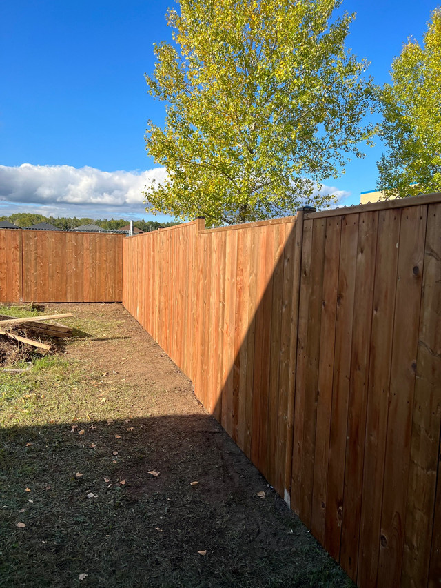 Decks and Fences - Contracting Kings Inc.  in Fence, Deck, Railing & Siding in Thunder Bay - Image 3