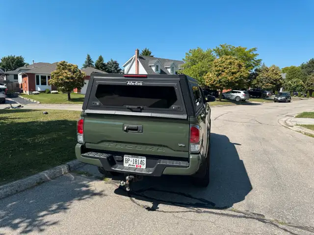 2022 Toyota Tacoma 4x4 TRD Sport Premium ( Manual )  Army Green in Cars & Trucks in Kitchener / Waterloo - Image 20