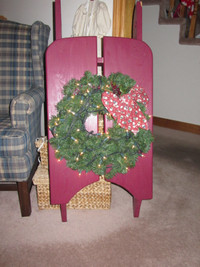 Holiday Sleigh with plug in Wreath - Custom Made