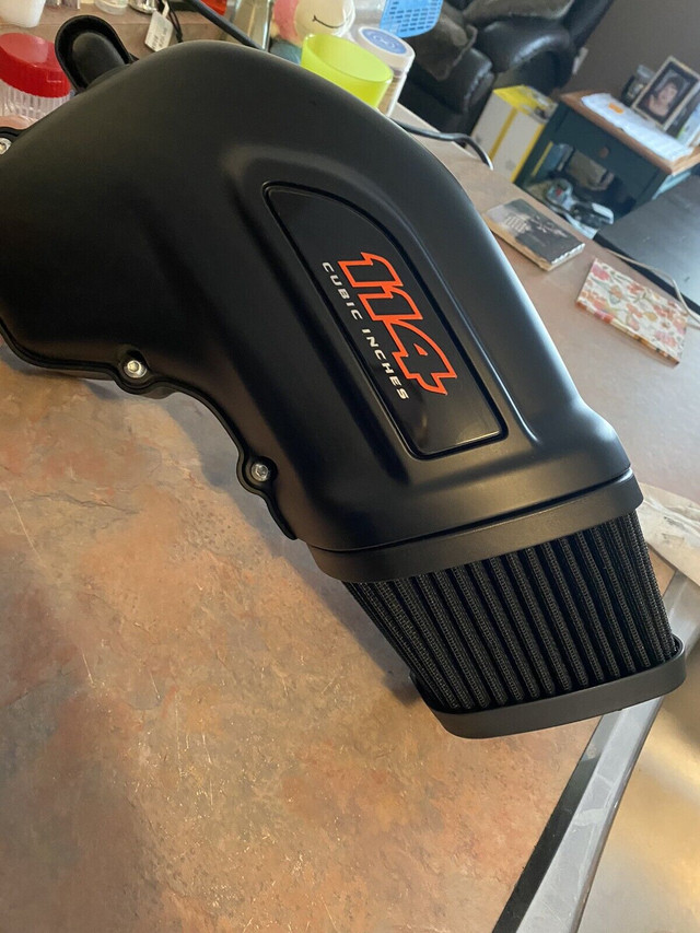 Re2019 Harley Davidson FXDR   OEM air intake in Motorcycle Parts & Accessories in Barrie - Image 4