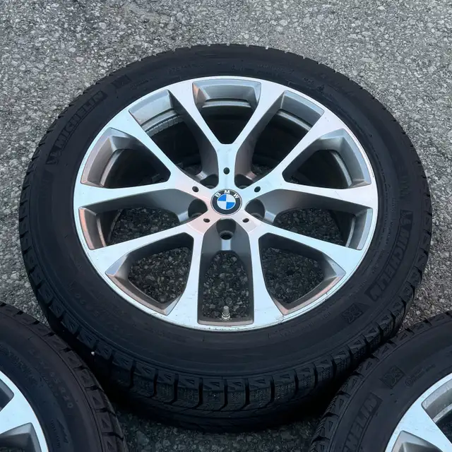 BMW X5 20 Inch *OEM* Wheels & Sensors & Snow Tires in Tires & Rims in City of Toronto - Image 6
