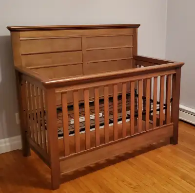 Crib and Dresser/Change Table Set, View more
