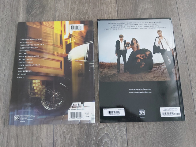 Dixie Chicks and Lady Antebellum Guitar/Music Books in Guitars in City of Toronto - Image 2