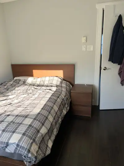 Cozy room in Armdale, looking for a move in as soon as July. We are two recent graduates living in t...