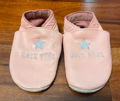 Girls Slippers, View more