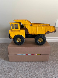 Tonka XMB 975 Steel Dump Truck Yellow 1970's Vintage