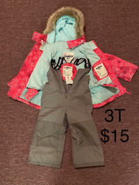 Girls Osh Kosh Snow Suit Size 3T