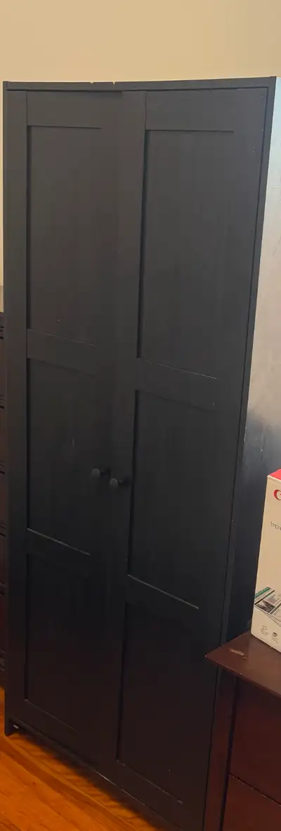 Armoire a vendre, View more