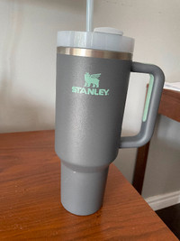 Stanley brand cup never used