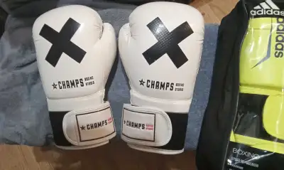 New Good Quality Boxing Gloves ( 12 oz ), View more